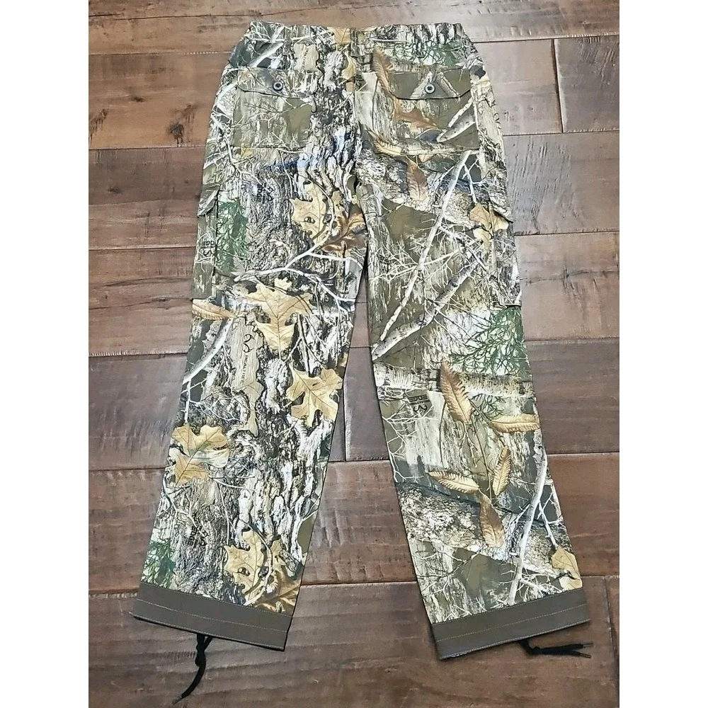 Realtree Camo Cargo Pants Womens Size M(8-10) Hunting NEW WITHOUT TAGS!!!!!!